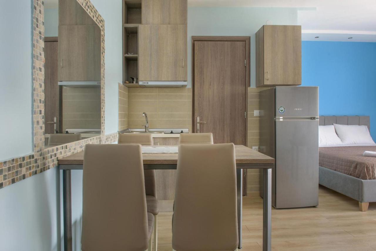 3D Iliadis Suites Ієрісос Екстер'єр фото